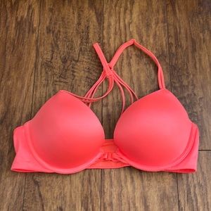 Victoria Secret 34C very sexy push up